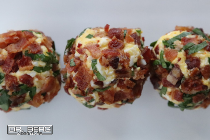 bacon-and-egg-fat-bomb