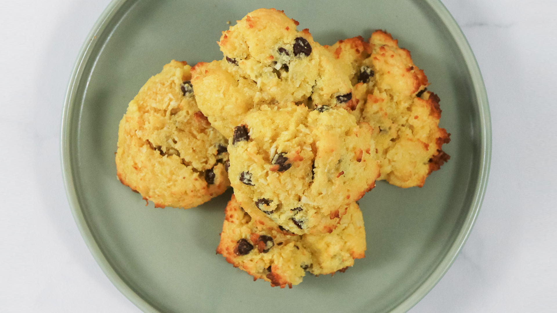 coconut-chocolate-chip-cookies