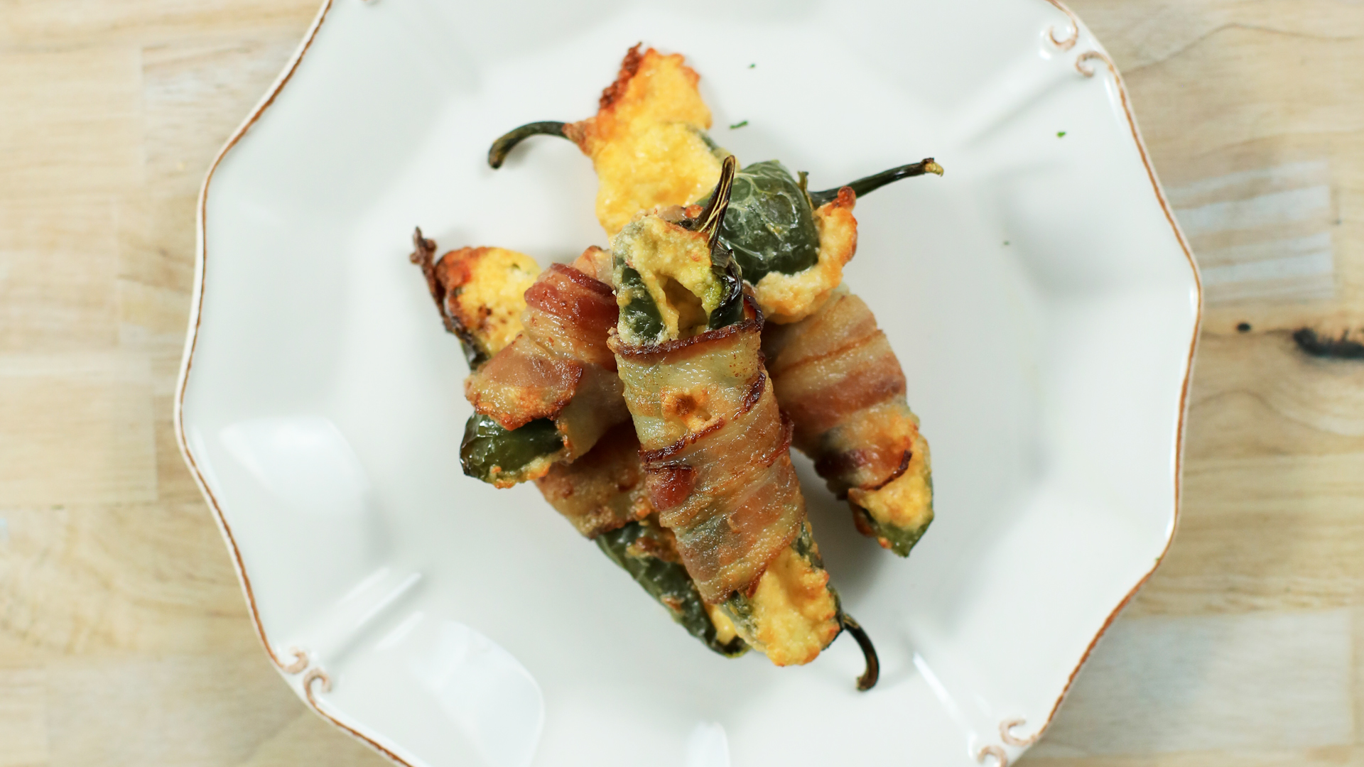 keto-bacon-wrapped-jalapeno-poppers