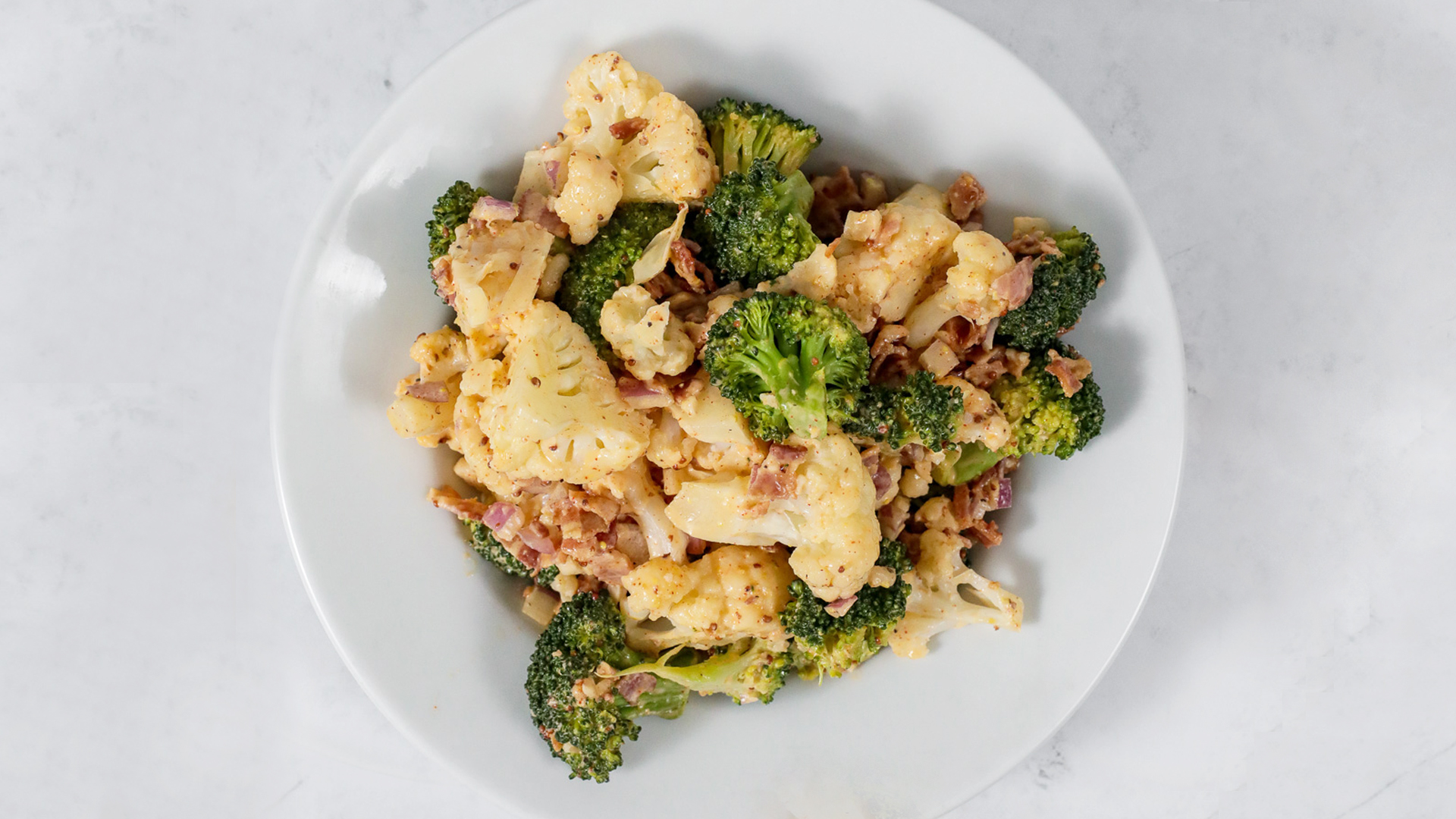 keto-broccoli-and-cauliflower-salad-with-bacon