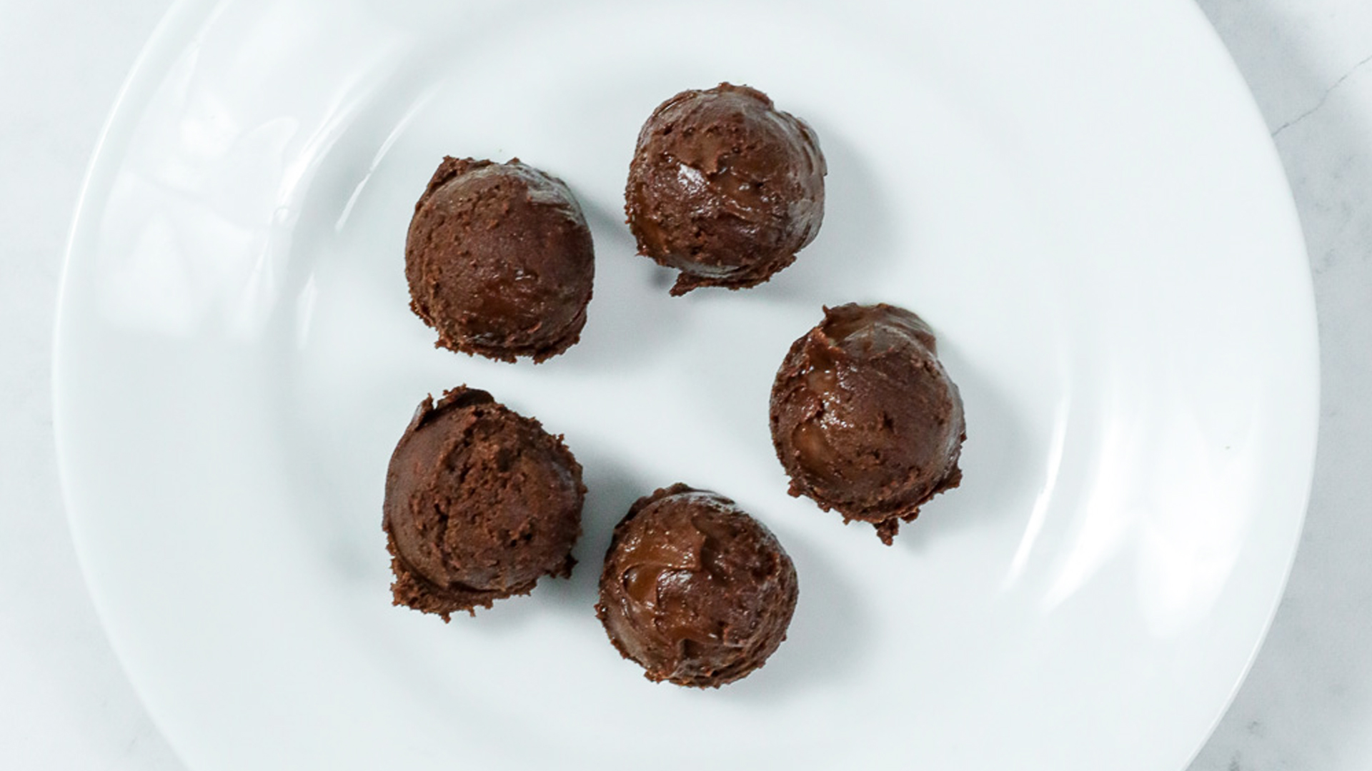 keto-brownie-bombs