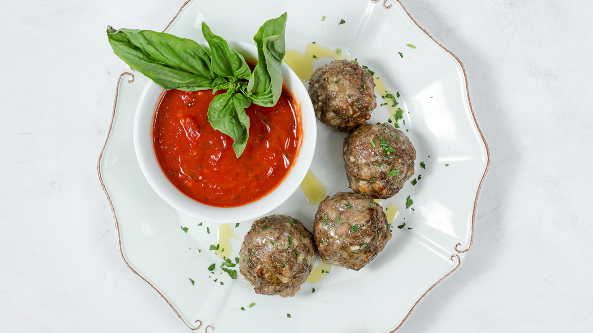 keto-italian-meatballs-with-marinara