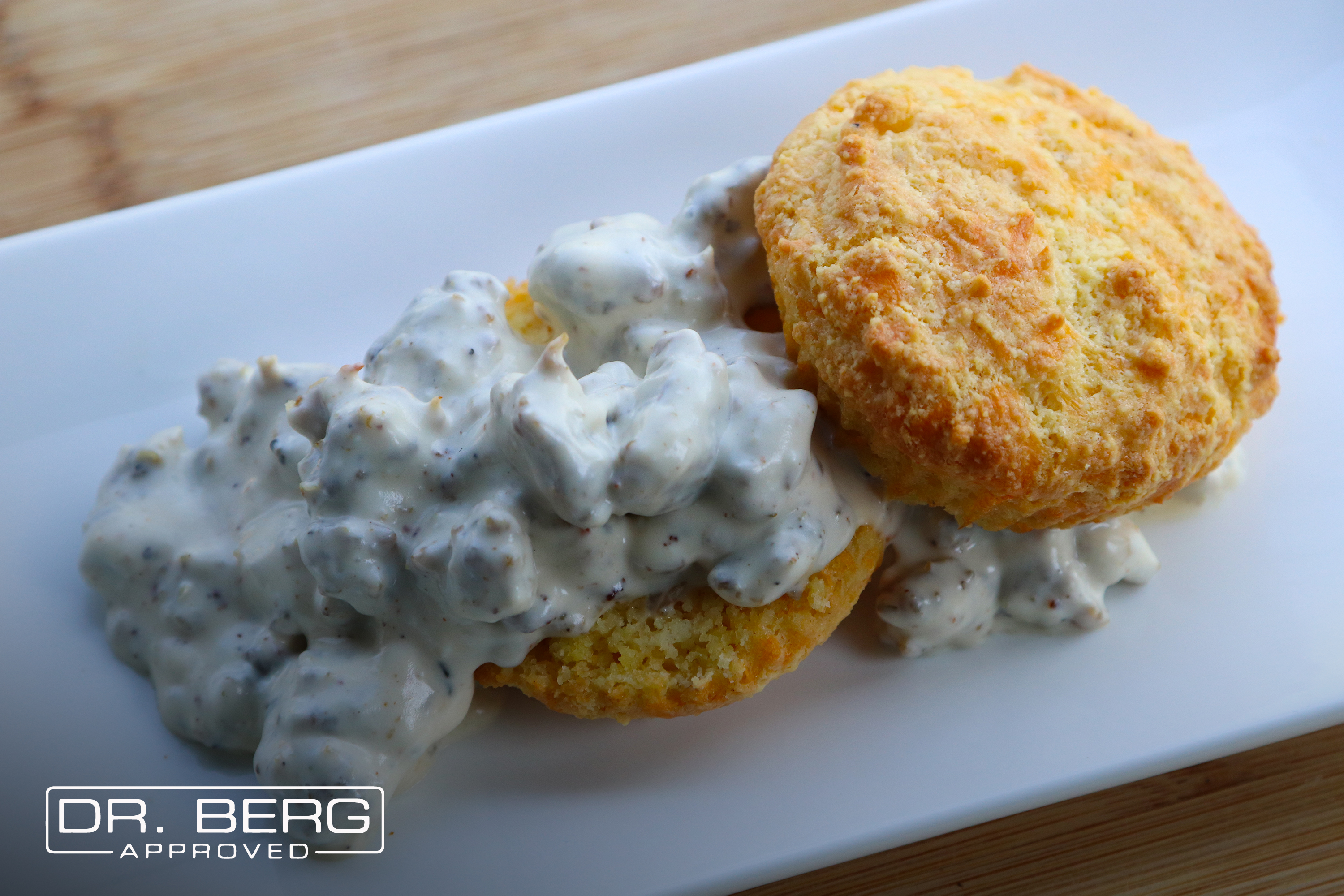 ketogenic-biscuits-and-gravy