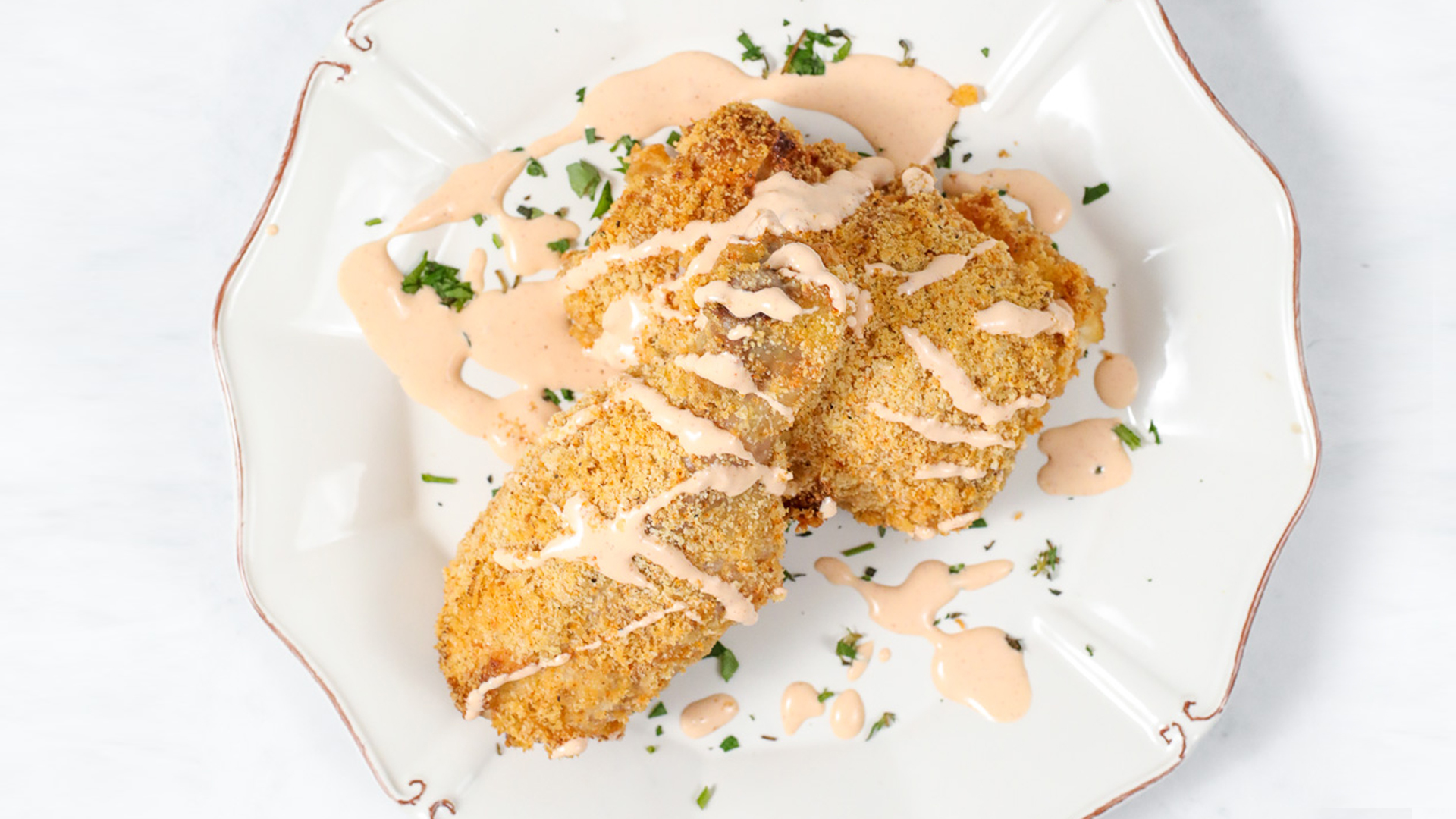 oven-baked-keto-chicken-with-spicy-mayo