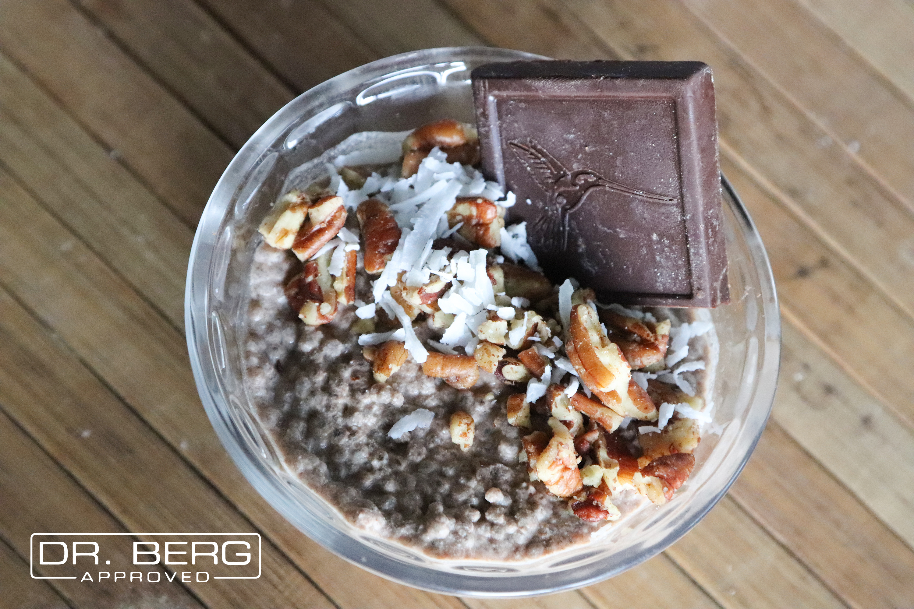 vegan-chia-chocolate-pudding