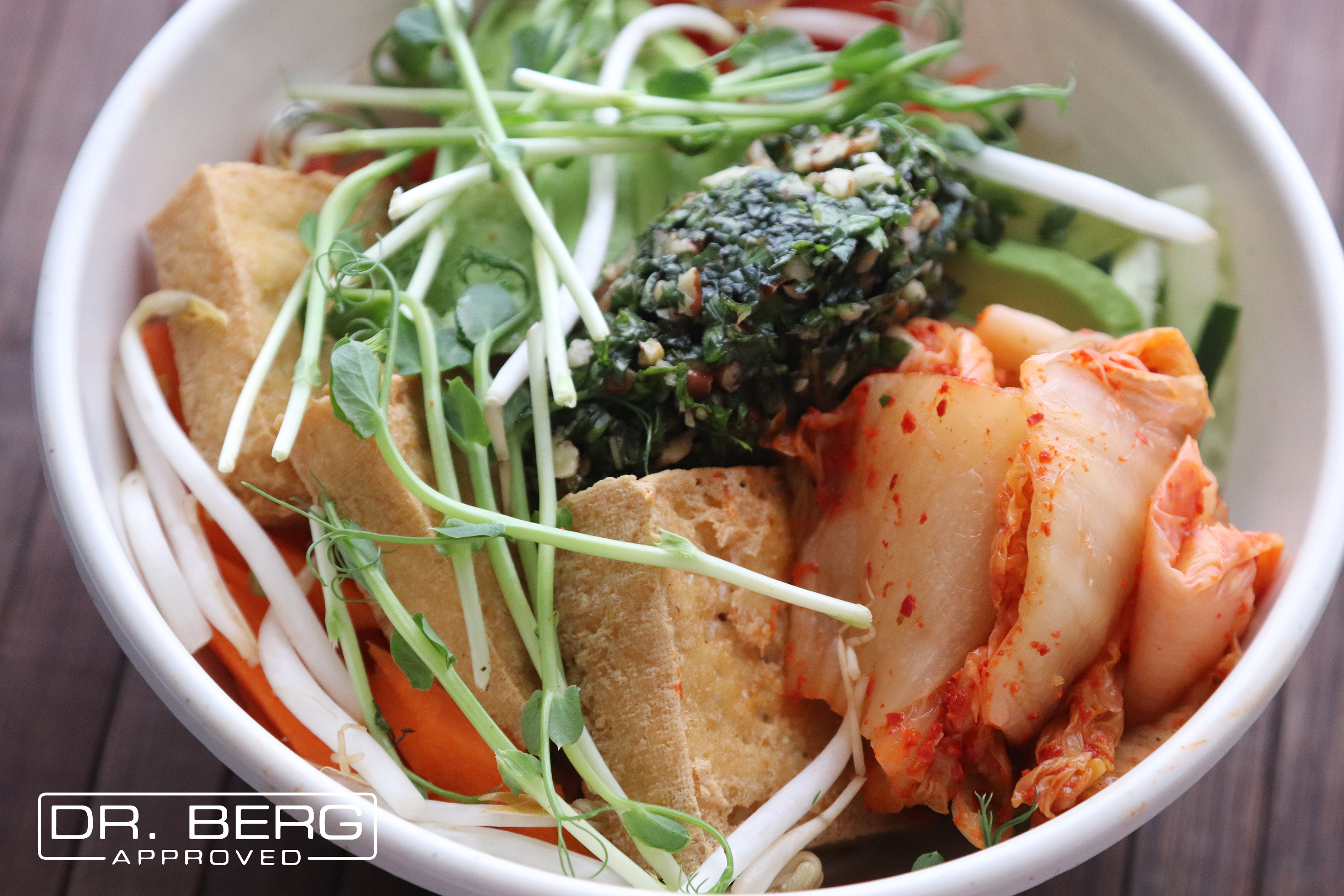 vegan-mint-pesto-and-veggie-bowl