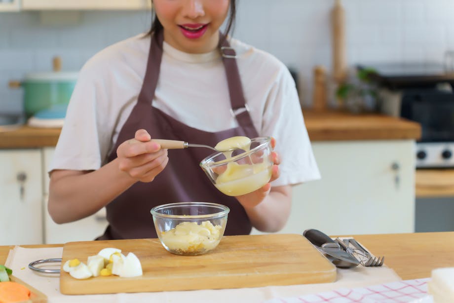 Making egg salad