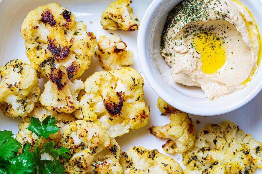 Cauliflower hummus