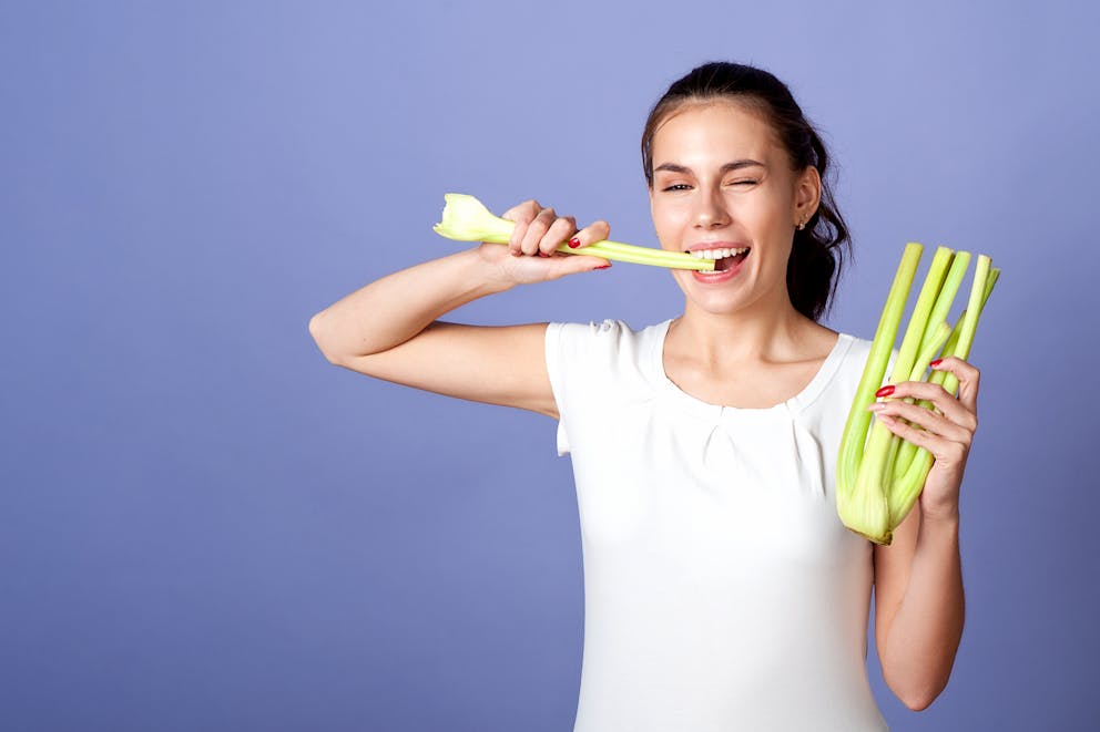 Five Benefits of Eating Celery before Bed Dr. Berg