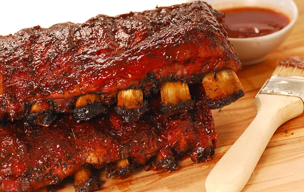 a picture of barbequed ribs