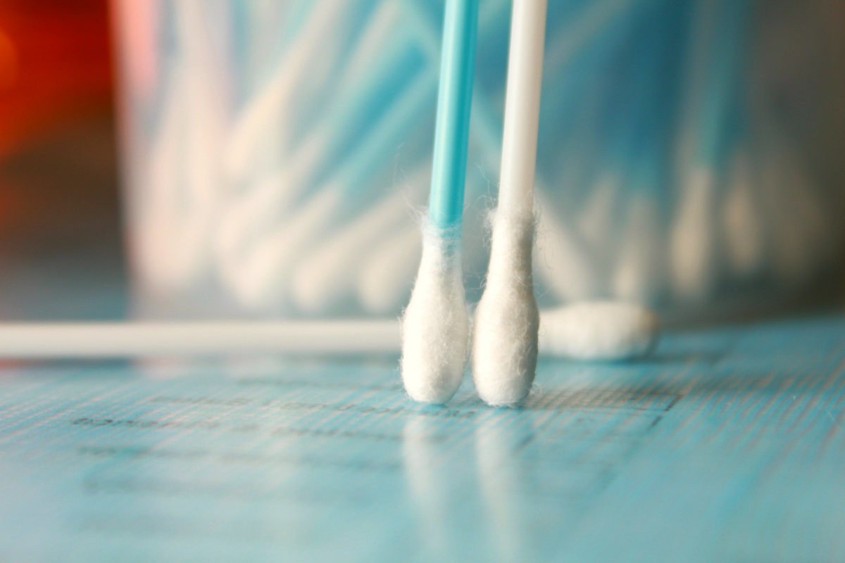 Cotton swabs on table | How to Stop Tinnitus
