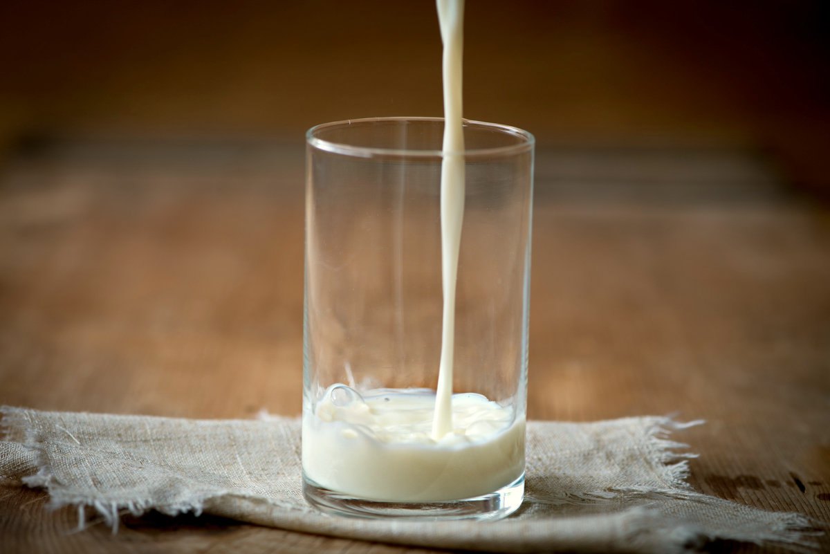 Glass of milk | The Ketogenic Diet & Dairy (Milk, Yogurt, & Cheese) | Dairy on Keto | is dairy ok on keto