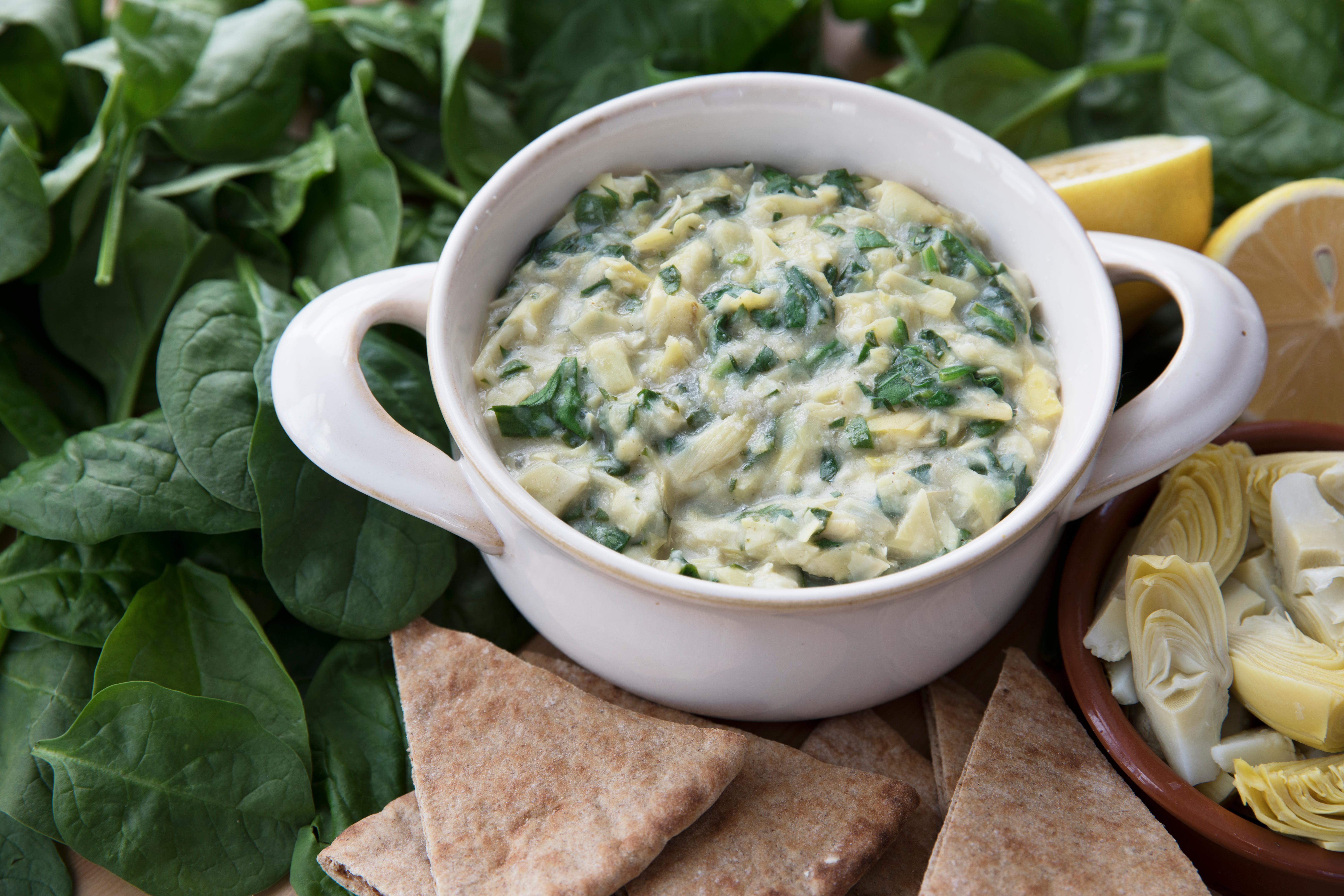 bowl artichoke spinach dip