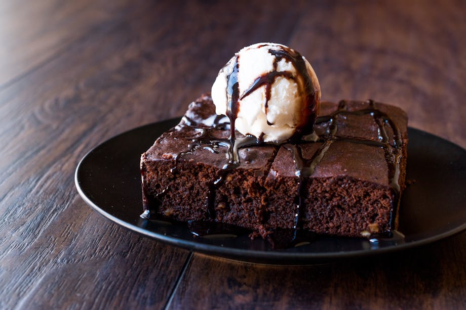 Chocolate brownie with ice cream