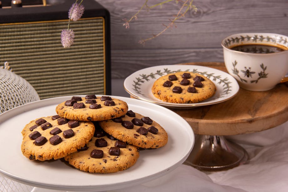 Chocolate chip cookies and coffee