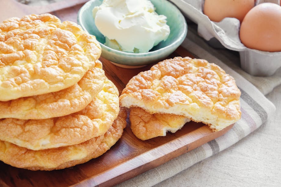 Cloud bread