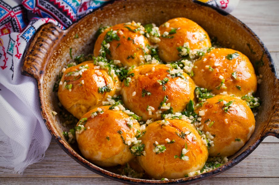 Garlic bread rolls