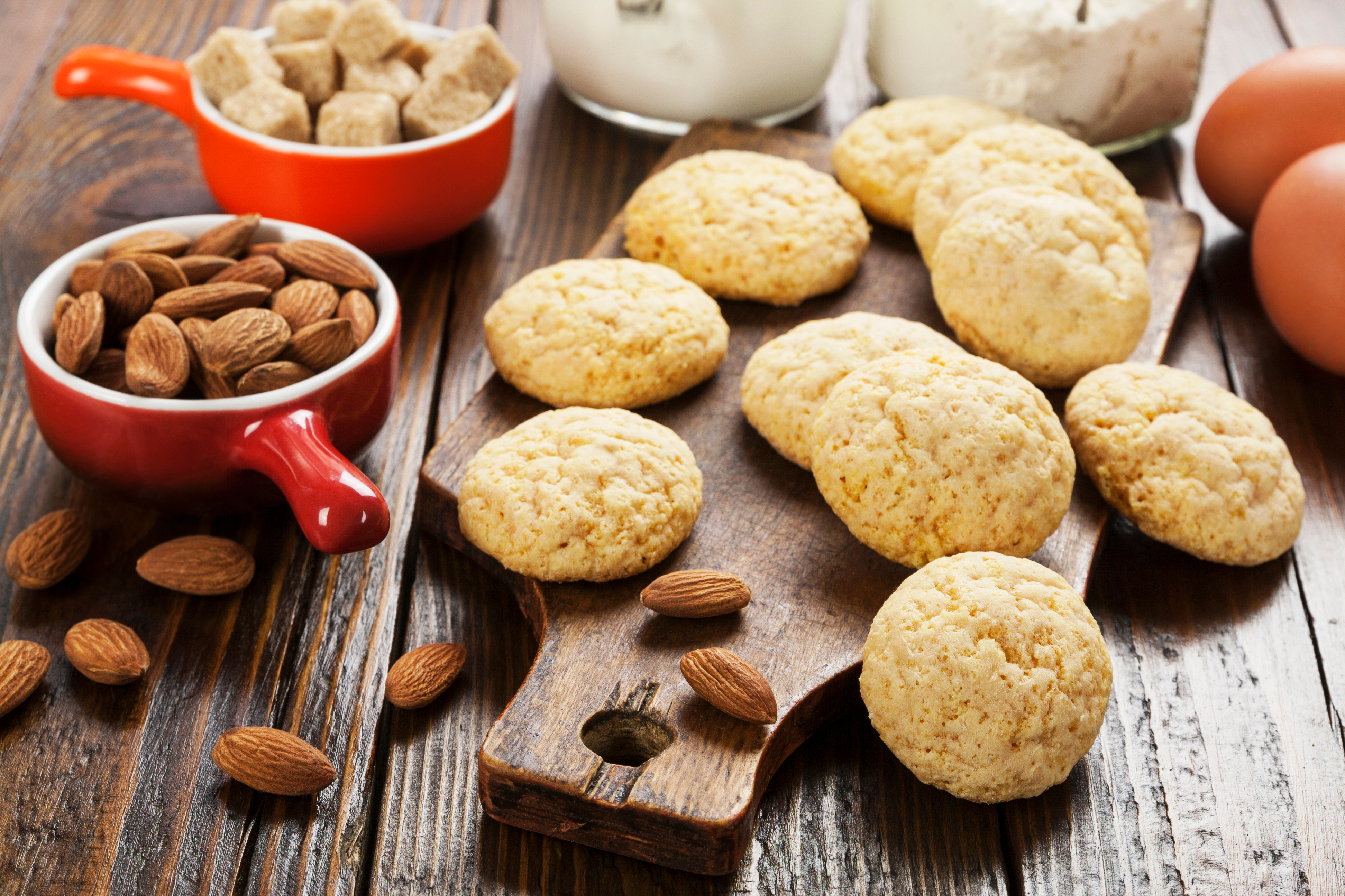 homemade almond cookies