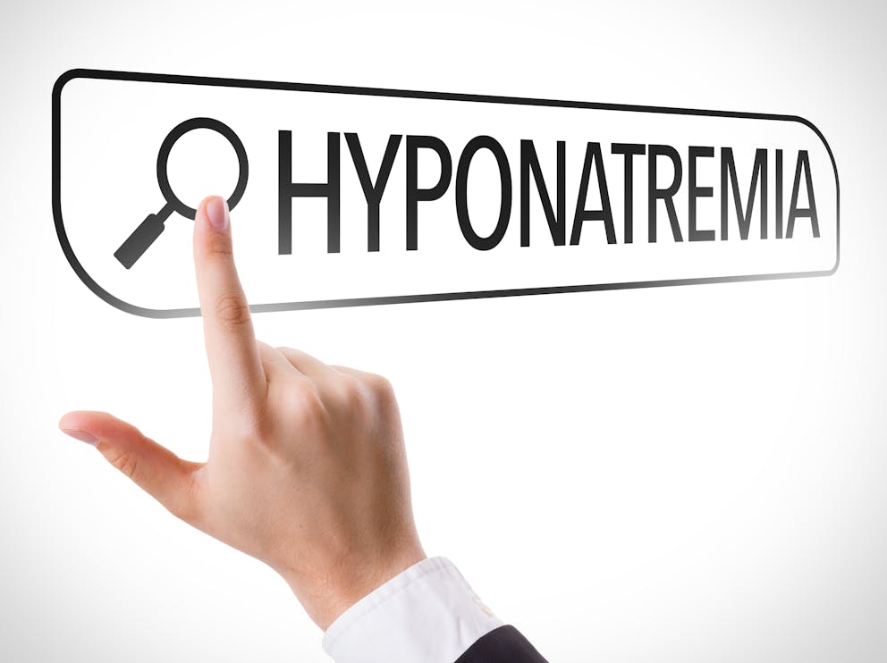 searching what is hyponatremia