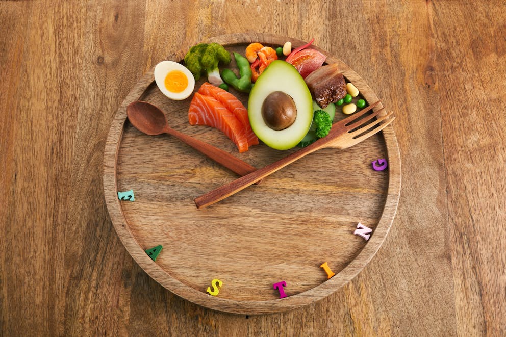 Fasting clock with healthy food