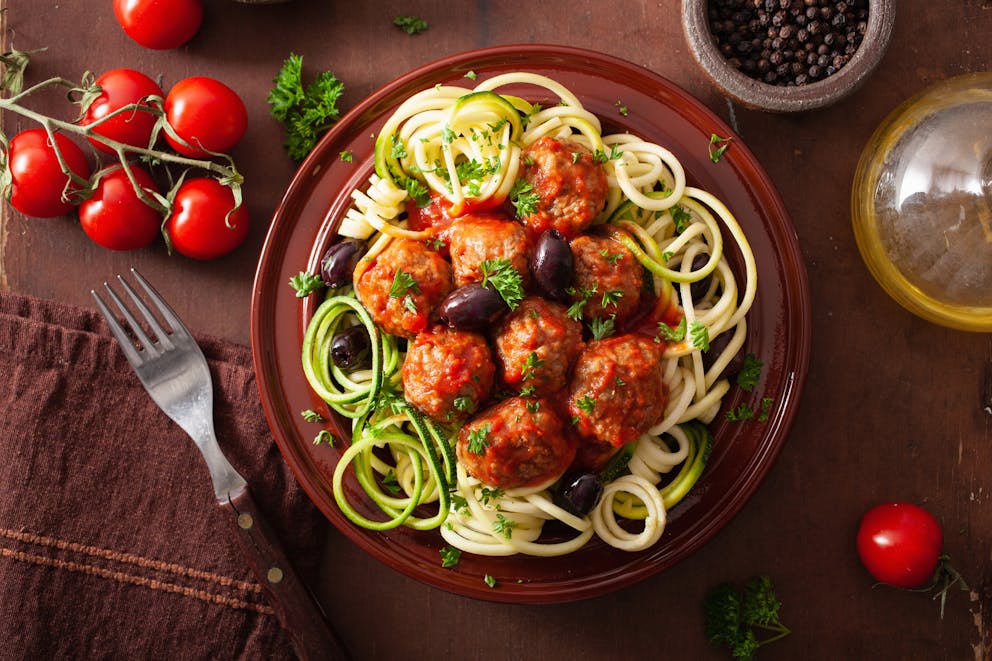 Zoodles and meatballs