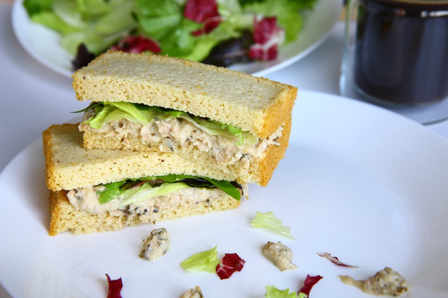 Keto tuna sandwich