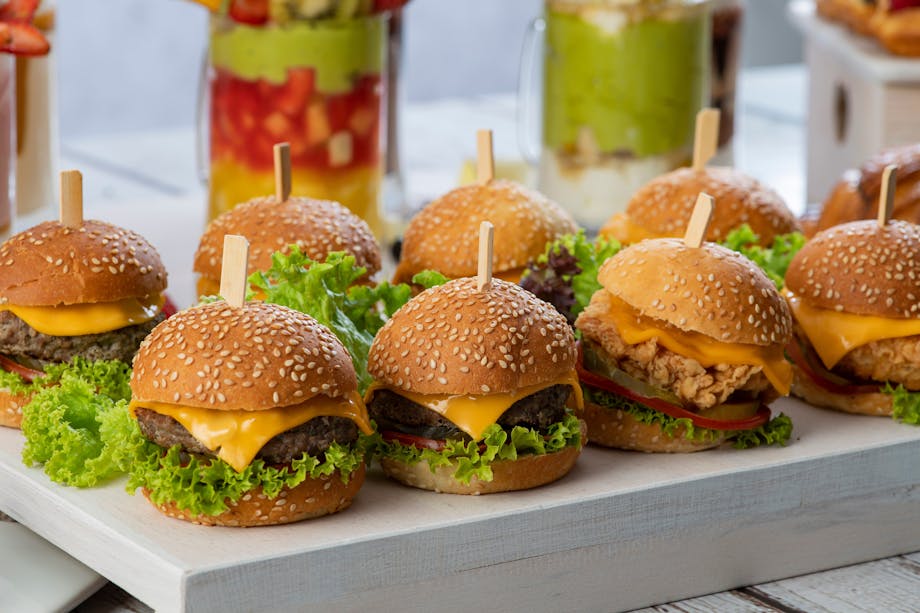 Mini cheeseburgers