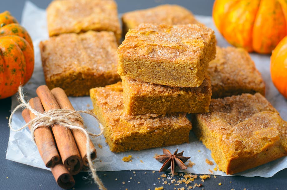 Pumpkin blondies