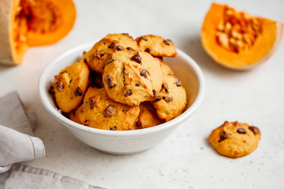 Pumpkin chocolate chip cookies