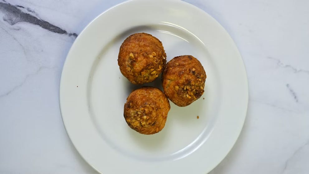 keto cinnamon mini muffins