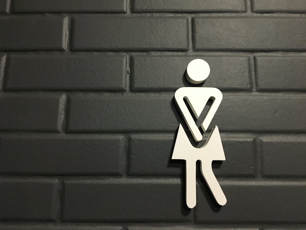 women's bathroom symbol